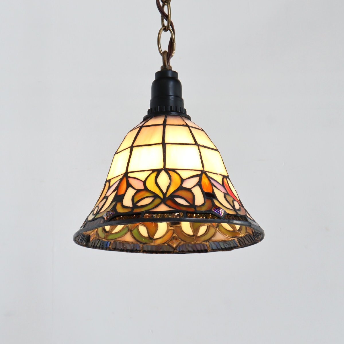 ヴィンテージ ステンドグラス ペンダントランプ /アメリカ アンティーク 吊り下げランプ 照明 USA ライト #705-10-169-368拍卖