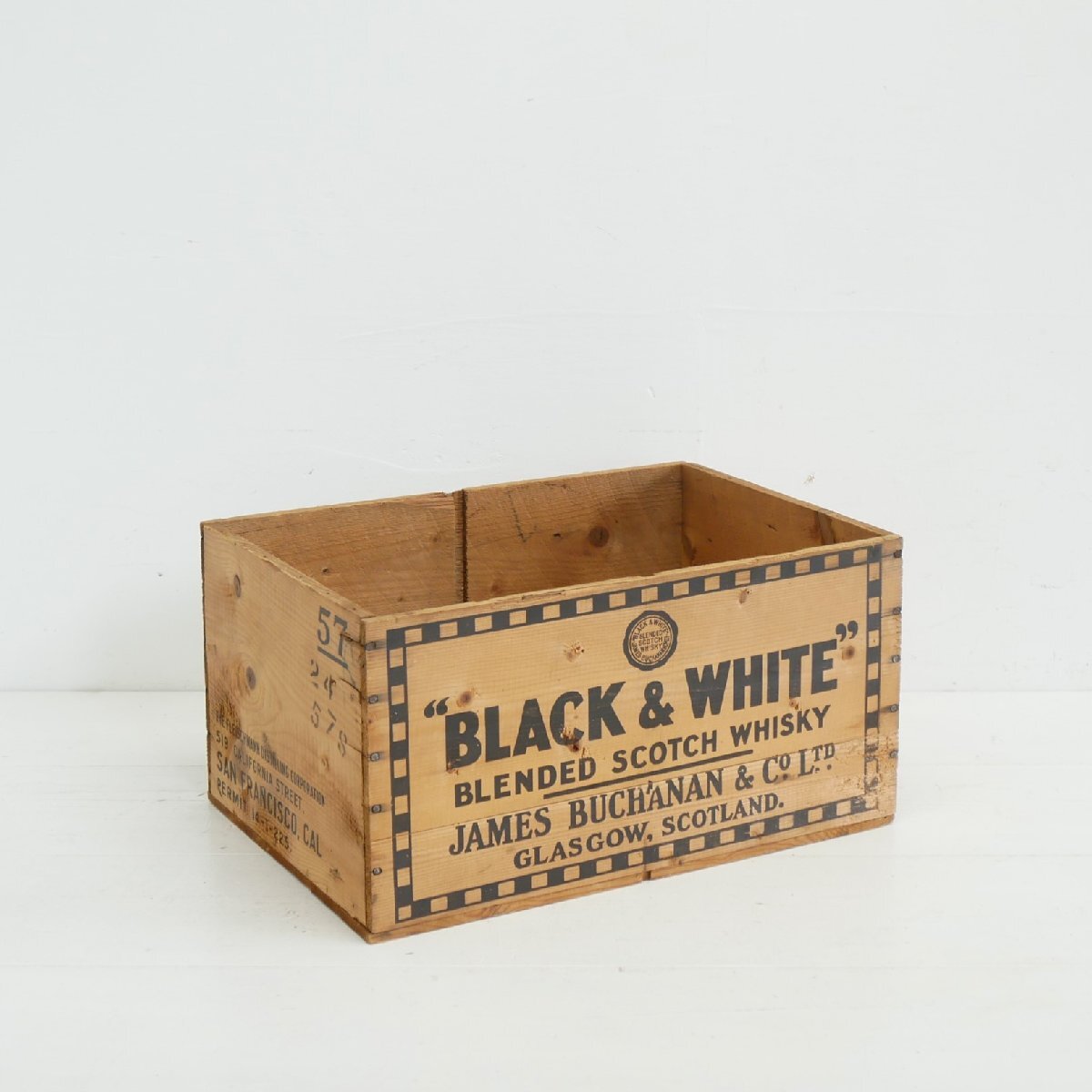スコッチウイスキー BLACK & WHITE ヴィンテージ 木箱 / ブラック&ホワイト ウッドボックス 輸送 運搬箱 #606-40-33-274拍卖