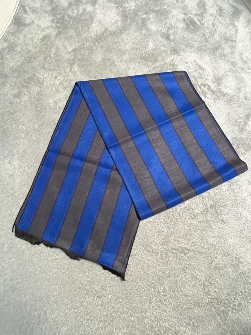 ★青とグレーのストライプマフラー メンズ 防寒防風 ビジネス カジュアル 100%ビスコース素材 サイズ:180×30cm拍卖