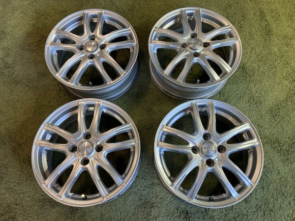 送料無料 中古ホイール 15in 5.5J +43 4H100 アクア ヴィッツ ヤリス マーチ スイフト デミオ フィールダー拍卖