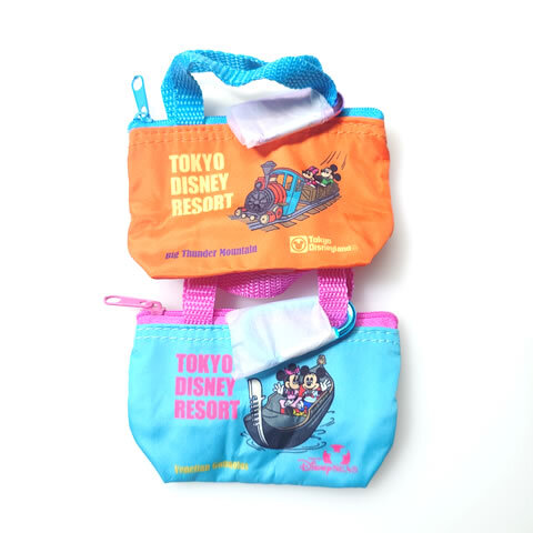 東京ディズニーリゾート カプセルトイ レトロ アトラクション柄 カラビナ付き 小物入れ 2種セット 未使用新品拍卖