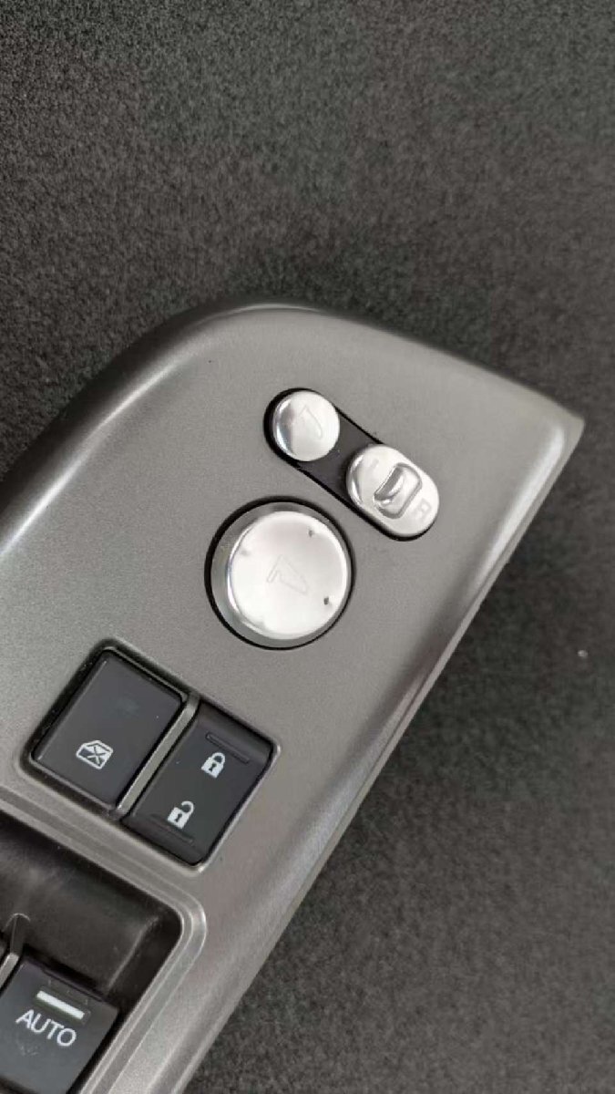 デザイン性UP♪ ドアミラー スイッチ カバー 銀 クラリティPHEV クラリティフューエルセル ZC4 ZC5 EX ベースグレード拍卖