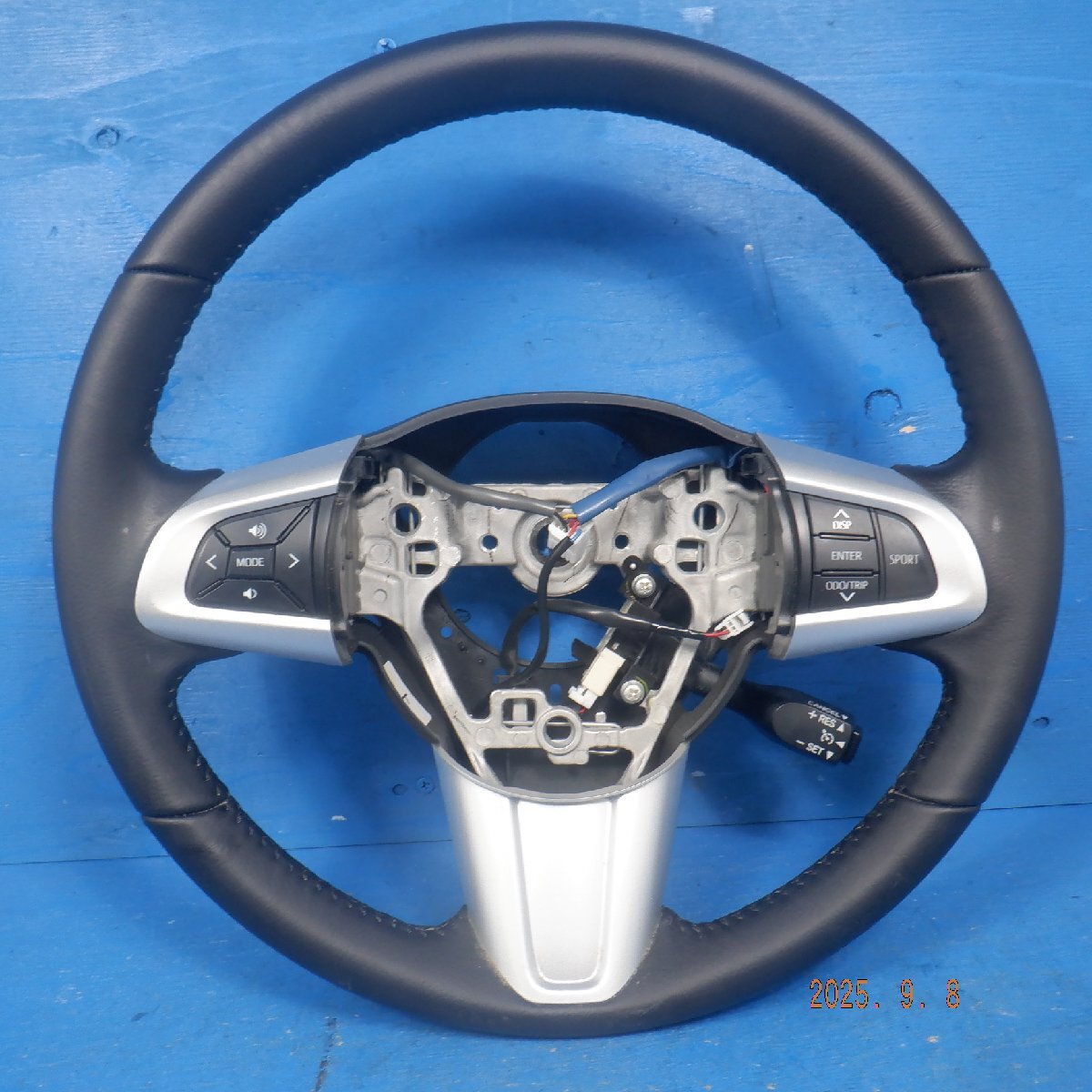 ▲ルーミー/G-T DBA-M900A 純正 ステアリングホイール 売り切り:35798拍卖