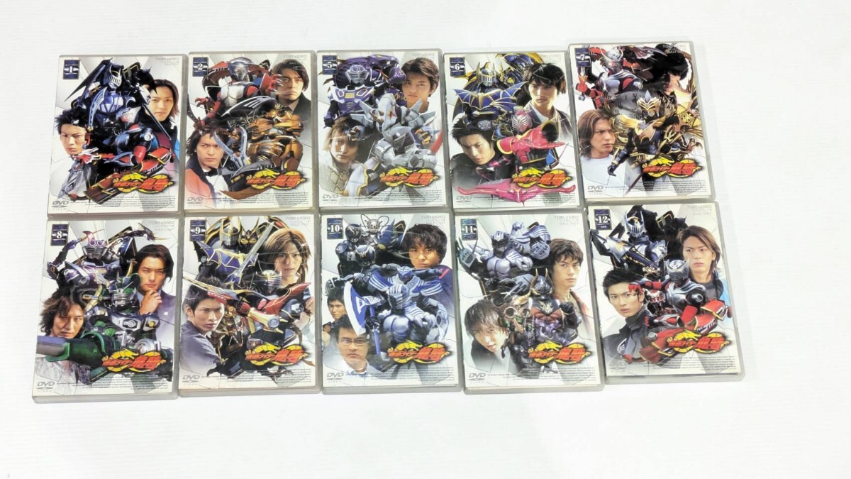 仮面ライダー龍騎 DVD 10巻セット 3巻 4巻 欠品 一部初回付属特典カード付き 特撮 東映 須賀貴匡 松田悟志拍卖