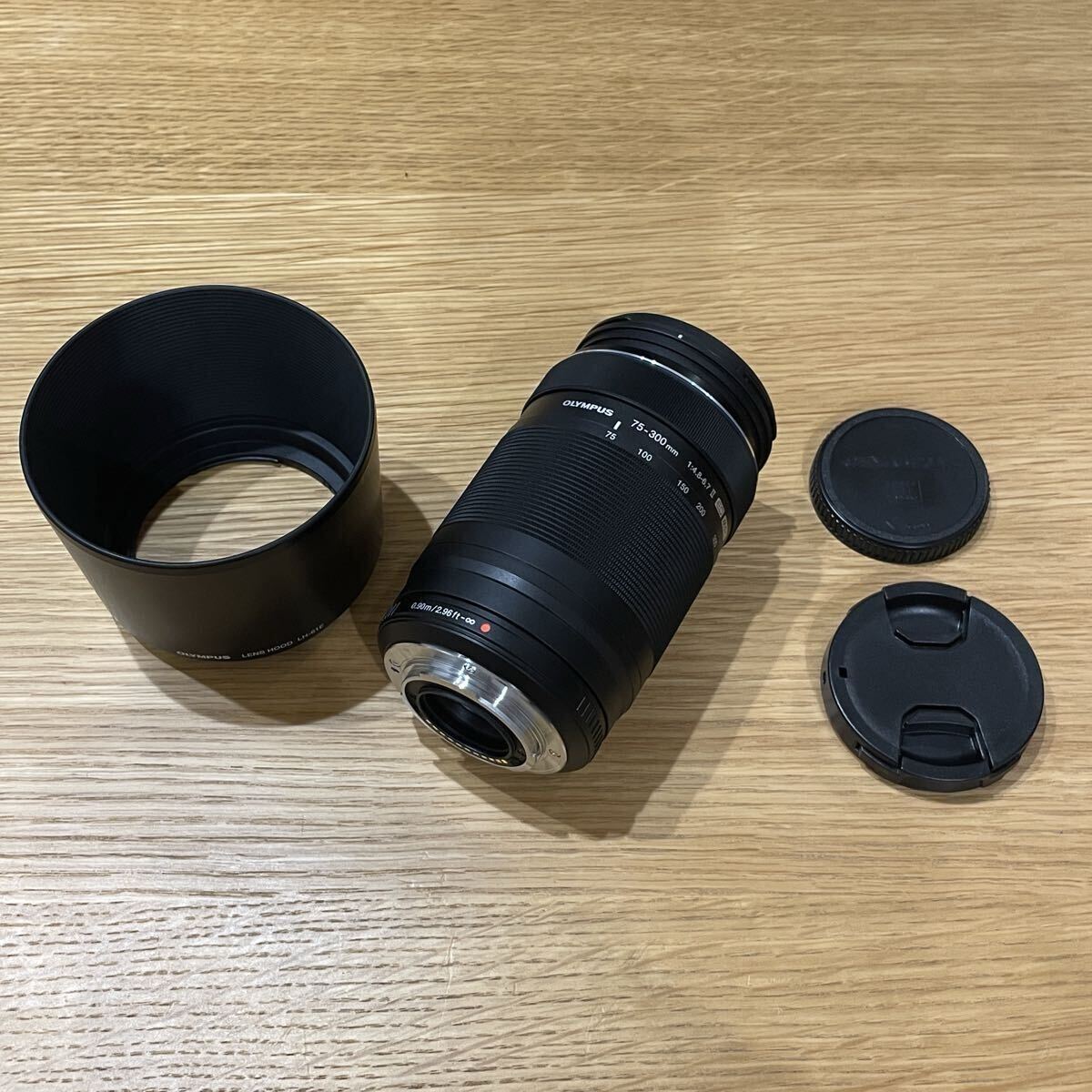 断捨離) OLYMPUS M.ZUIKO DIGITAL ED 75-300mm F4.8-6.7 II フード付き拍卖