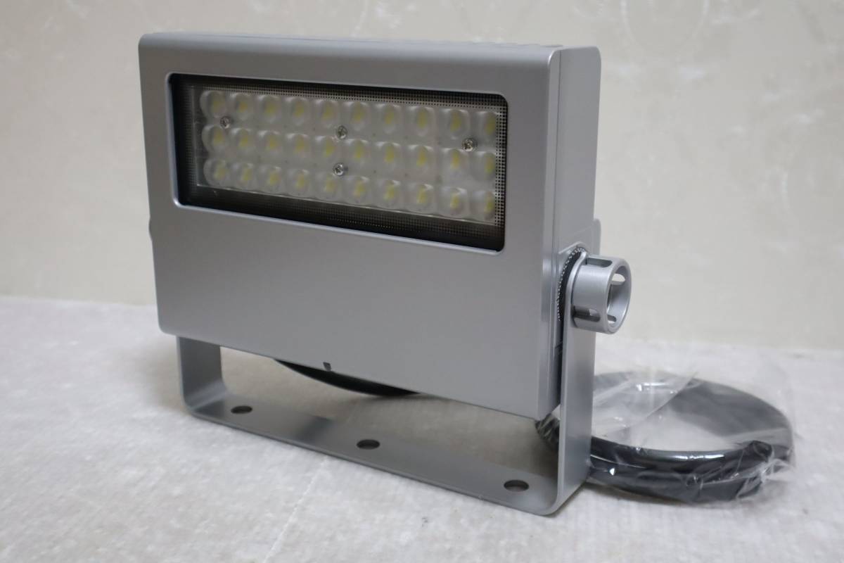 H S0163(SLL) n 東芝ライテック LEDS-06908NX-LS9 / 昼白色 / LED小形投光器拍卖