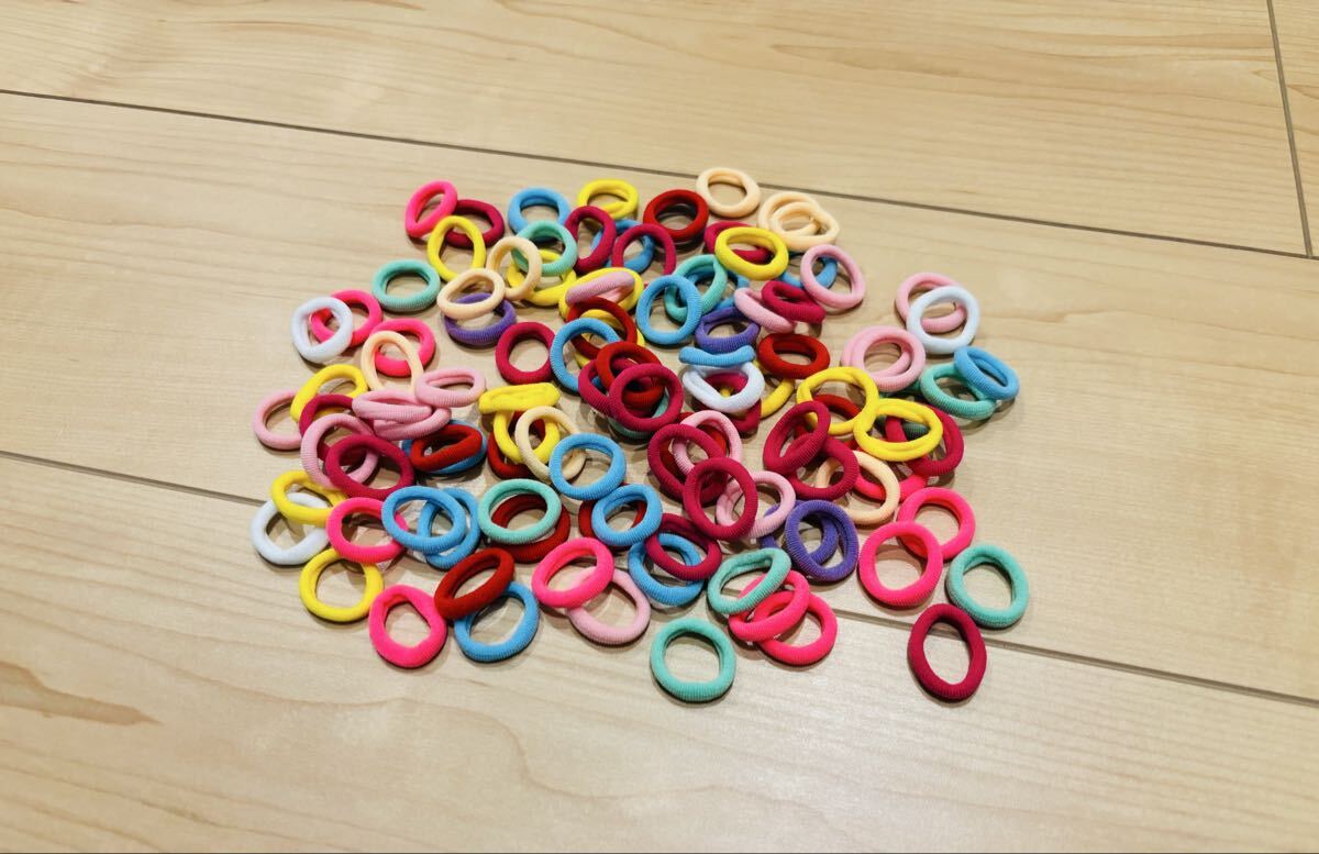 カラフルなヘアスクランチー 100個入り拍卖