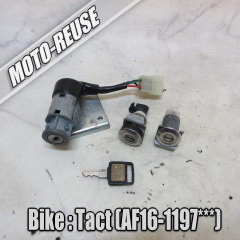 □【Tact タクト AF16 2st】純正キーセット メインキー シートロック インナーラック 「Key No. C51」 □K80618拍卖