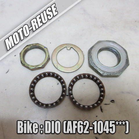 □【DIO ディオ AF62 4st】純正ステムナット (スマートレター) □K80728拍卖