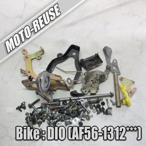 □【スマートDIO ディオ AF56】純正ショートパーツセット カウルステー/シートロック/ボルト/ナット AF57□K64220拍卖