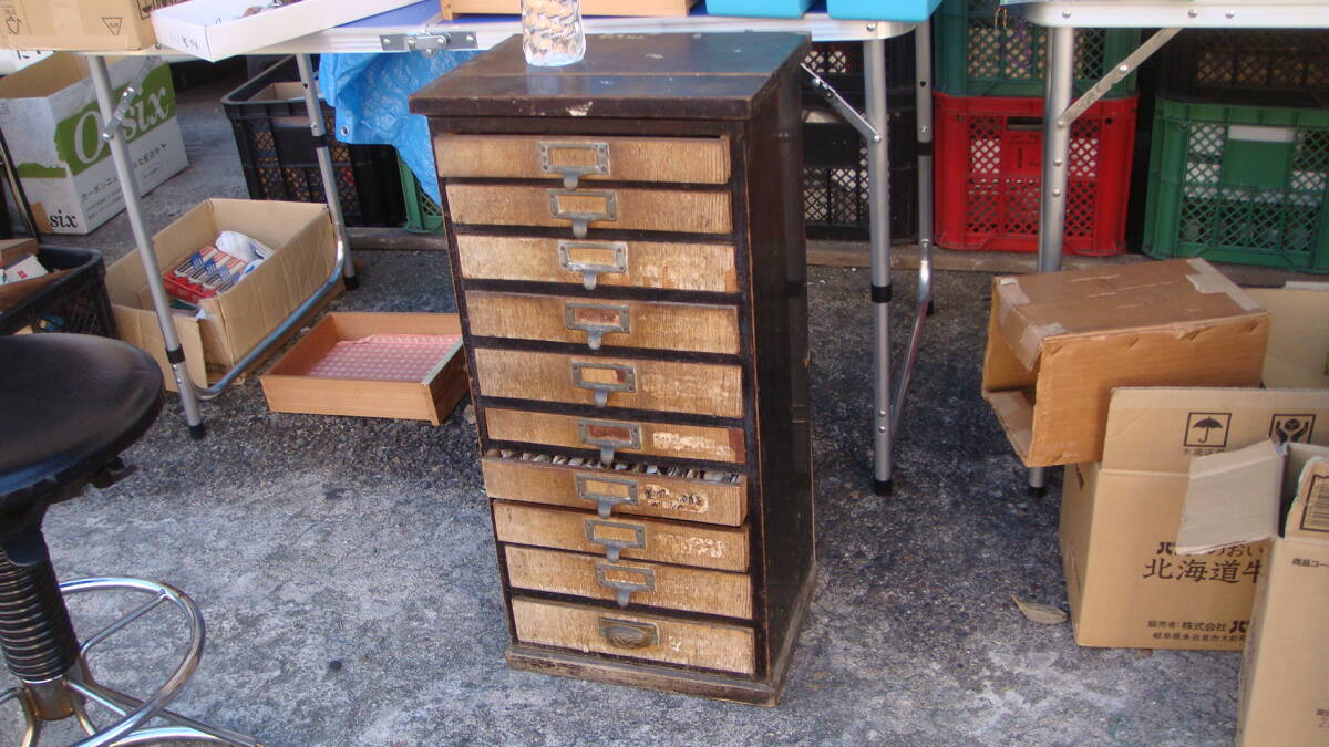 C705時計修理店部品箱10段 未使用・中古時計・プラ風防・バネ・ケース・クオーツムーブ・工具・穴石など大量拍卖