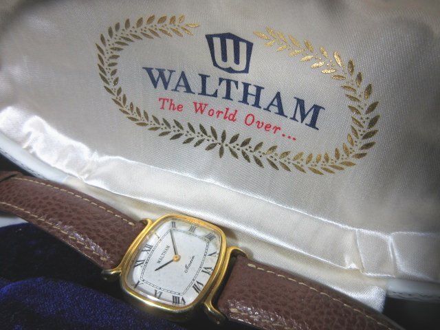 オ447◇ウォルサム マキシム 630467 GP20MC 手巻き メンズ腕時計 2針 スクエア ローマ数字 白文字盤 レザーベルト(茶) ケース付 / 現状渡し拍卖