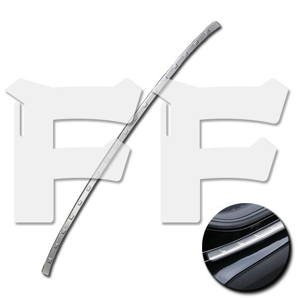 トヨタ ヤリス クロス MXPB1# MXPJ1# 2020年~ リア バンパープロテクター ガーニッシュ ステンレス 保護 SN-5088 新品拍卖