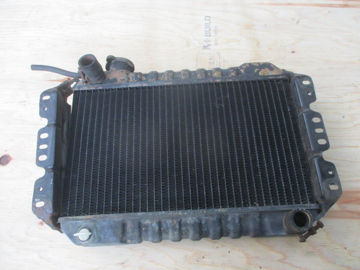 ジムニーSJ30FKハーフメタルドアのラジエター拍卖