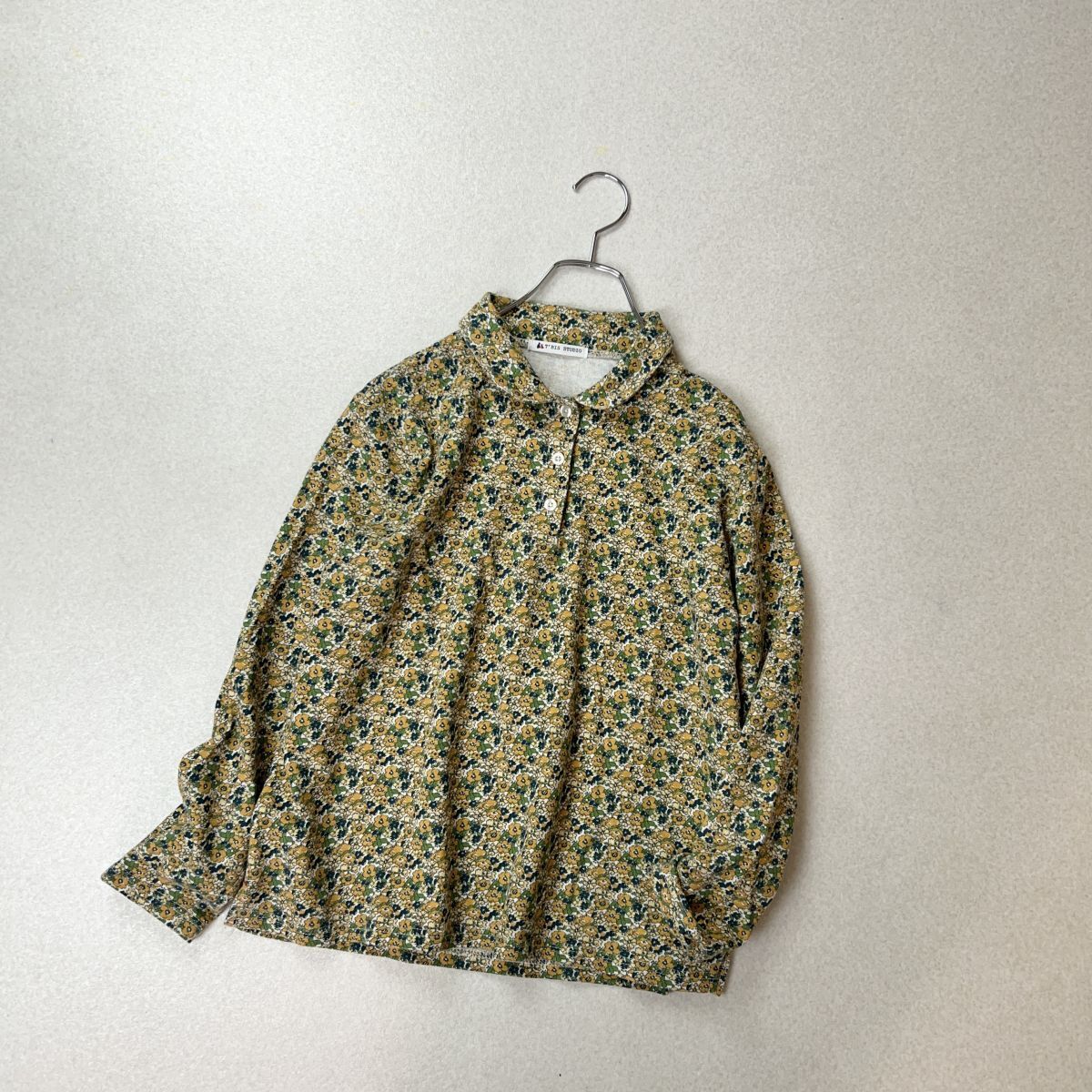 T bis studio 花柄デザイン 丸襟 ブラウス拍卖