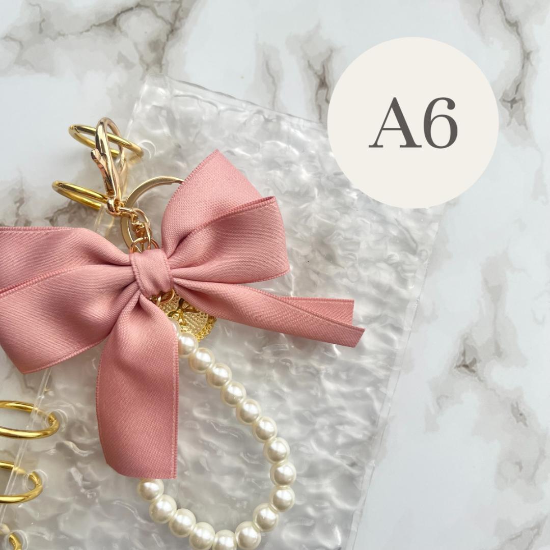 バインダー A6 アクリルバインダー りぼんチャーム付き 家計管理 ピンク拍卖