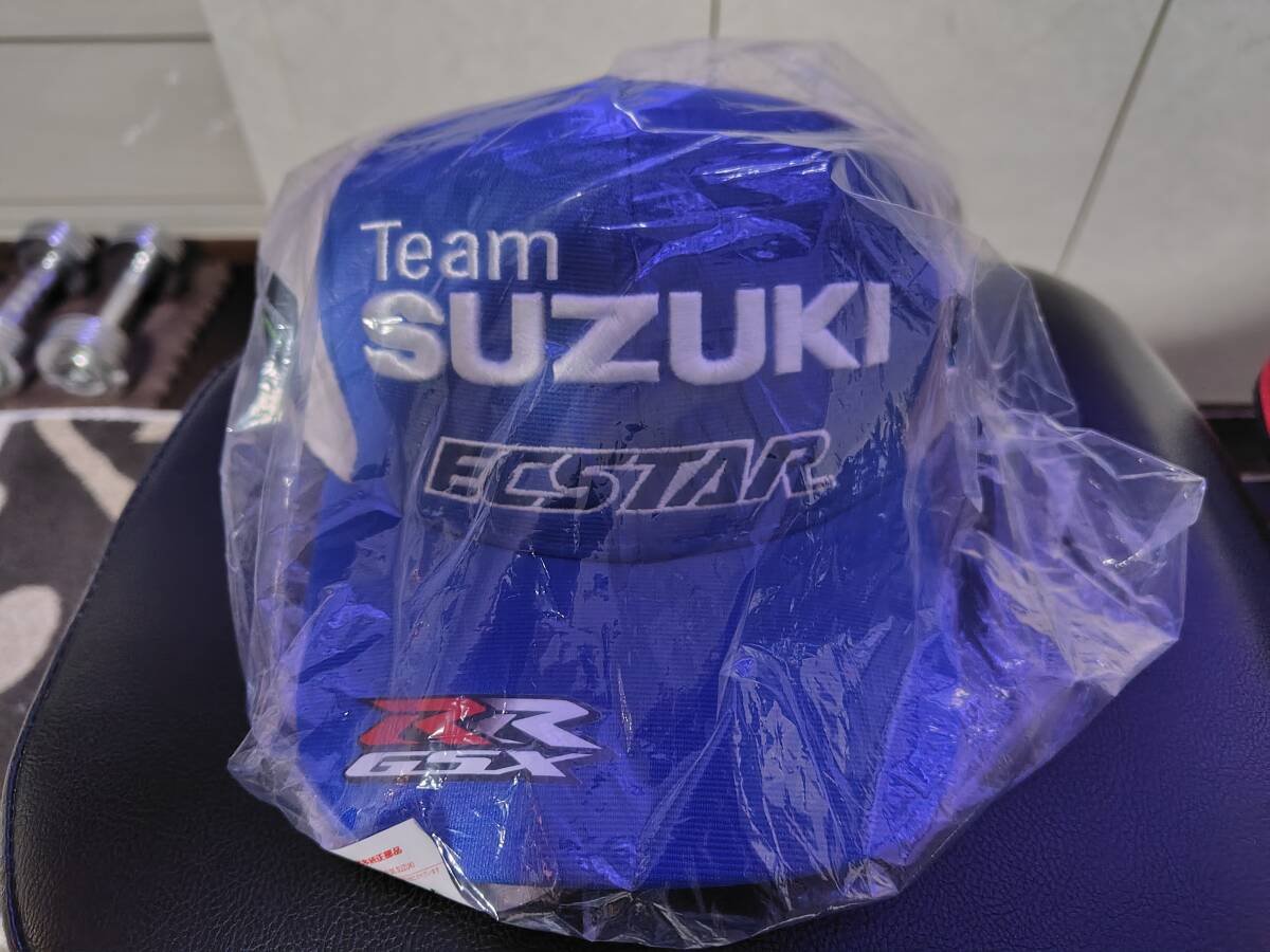 スズキ モトGP 応援席 ヤマハ応援席 マルケスキャップ拍卖