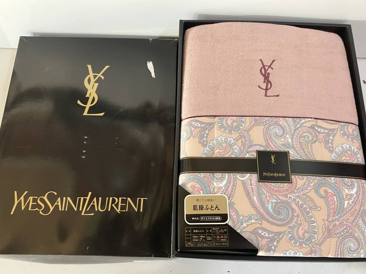 ⑲235◆YVES SAINT LAURENT イヴサンローラン◆肌掛け布団 ピンク ペイズリー柄 新品 箱入り 寝具 ブランケット 新品 未使用 YSL拍卖