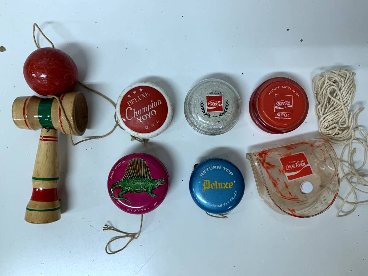 Dt84◆レトロ おもちゃ◆まとめて けん玉/ヨーヨー Champion YOYO/ディメトロドン/コカ・コーラ/RETURN TOP 昭和 コレクション拍卖