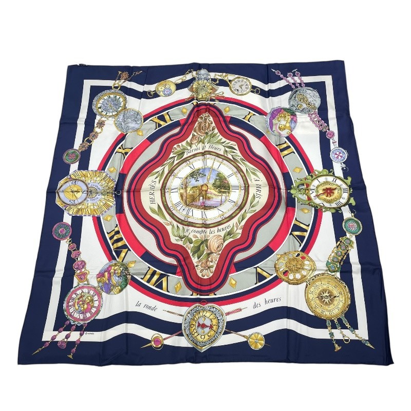 エルメス HERMES カレ90 Parmi les fleurs je compte les ネイビー シルク スカーフ レディース 中古拍卖