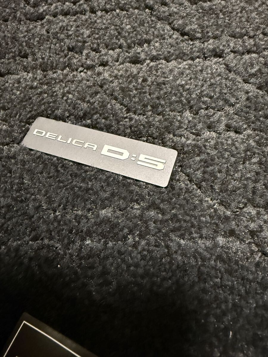 三菱デリカD:5 後期(中期)純正フロアマット運転席助手席2点セットほぼ新車外し拍卖
