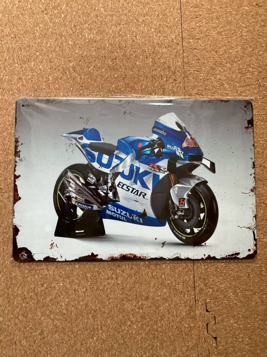 スズキ suzuki SUZUKI GSX-RR オートバイ バイク 壁掛け レトロ ビンテージ ブリキ看板 メタルサインプレート アメリカン雑貨 ウォールデコ拍卖