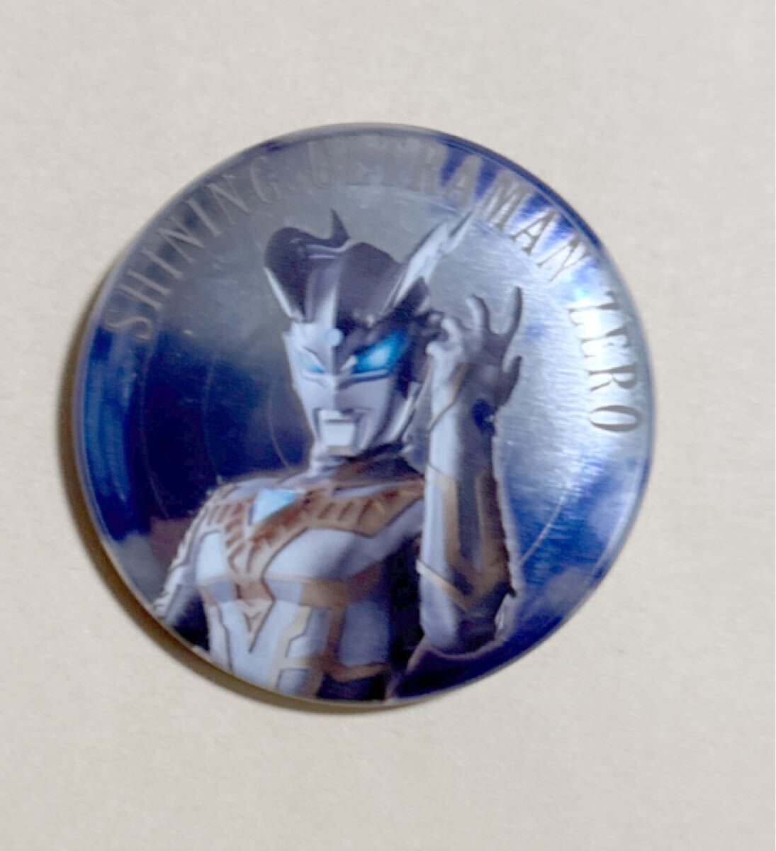 ウルトラマン 缶バッジ シャイニングウルトラマンゼロ拍卖
