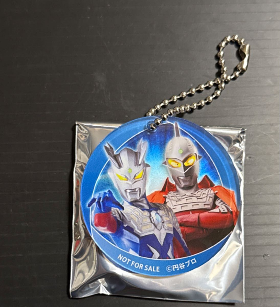 ウルトラマン アクリルキーホルダー ウルトラセブン&ゼロ拍卖