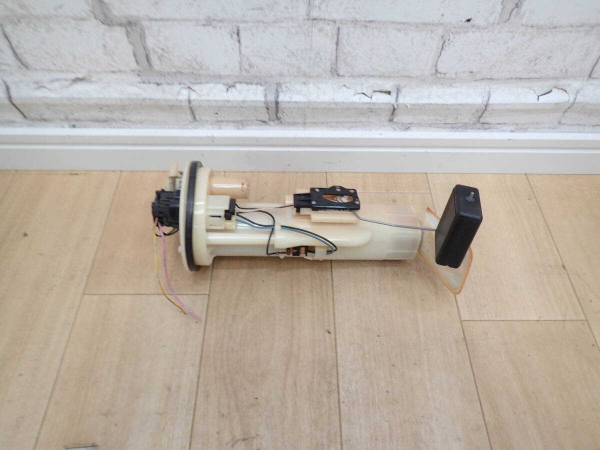 キャリイトラック フューエルポンプ DA63T 燃料ポンプ キャリィ キャリー DR63T RTK5A1619SZ拍卖