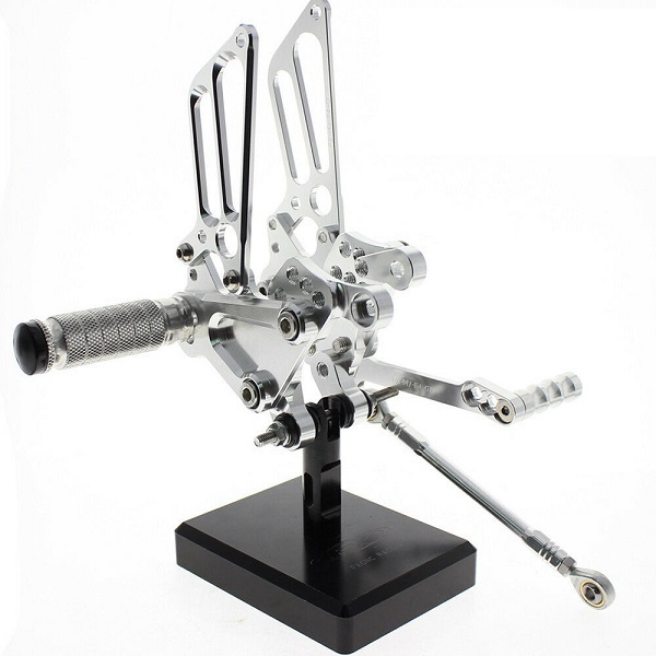 高品質 MV AGUSTA アグスタ F4 750/1000 バックステップ ~2009 シルバー B131拍卖