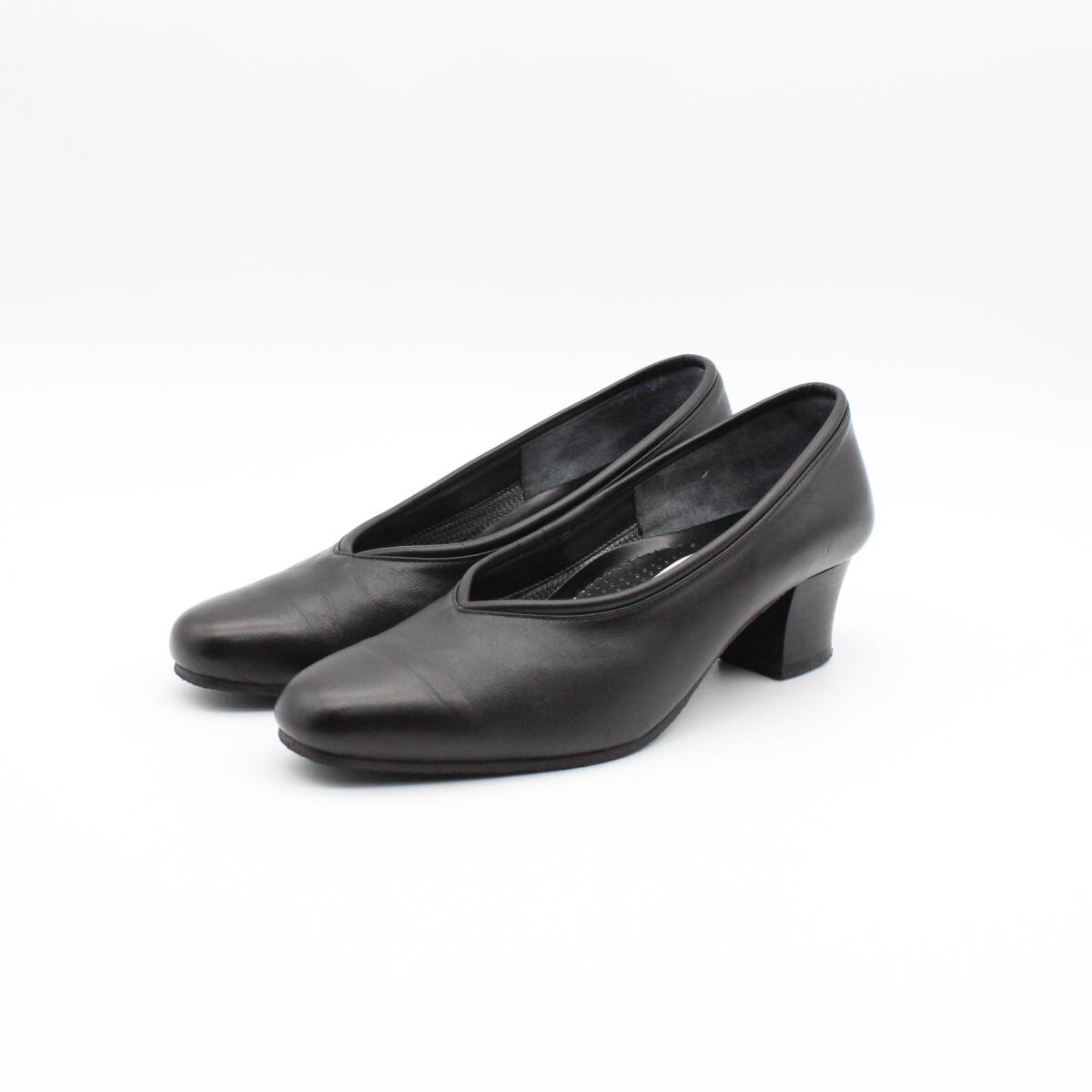 53■フィズリーン 本革 Vカットパンプス(22.5cm3E)拍卖