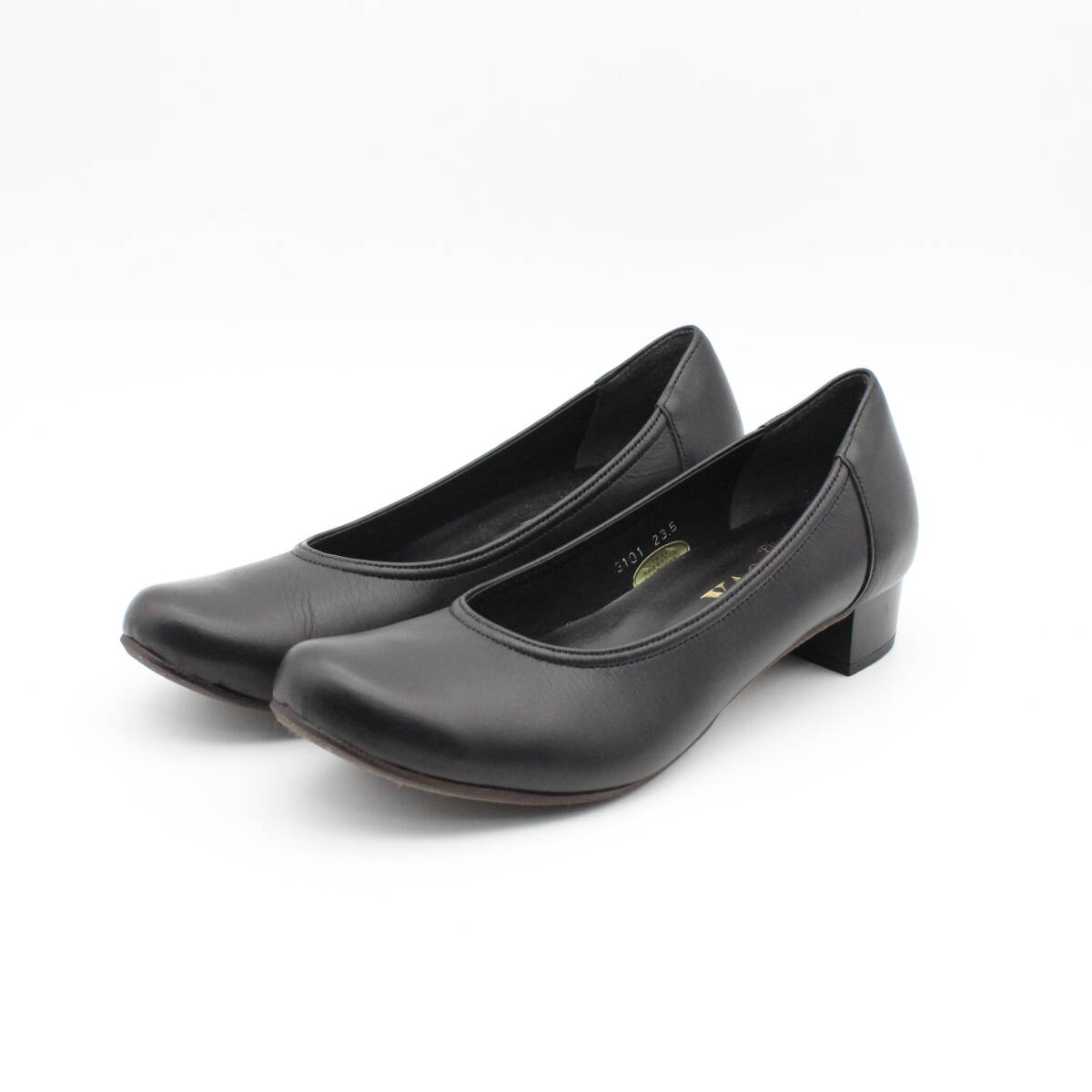 64■YASU plus 本革シンプルパンプス(23.5cm)超美品拍卖