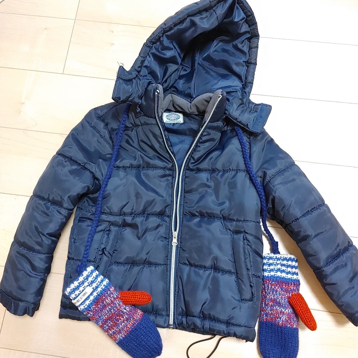 ダウンジャケット紺色120センチ 手袋BEAMS拍卖