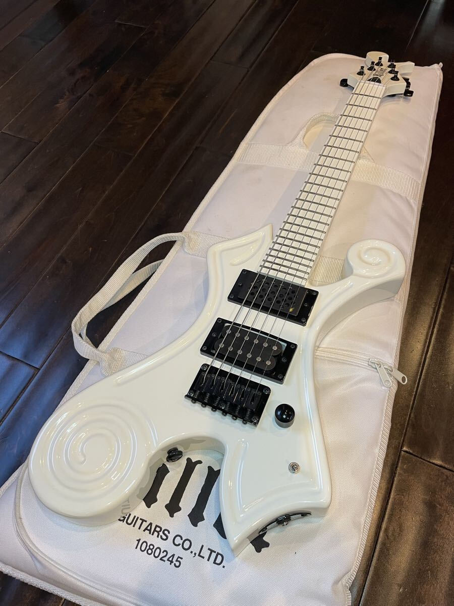 Killer Pegasus Fantasy MINI Raphael 華月 ミニギター拍卖