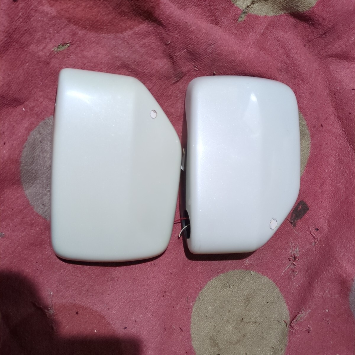 ジムニーjB23 4型 5型ドアミラー左右のセット白部品取りよう送料80サイズまたは1200円拍卖