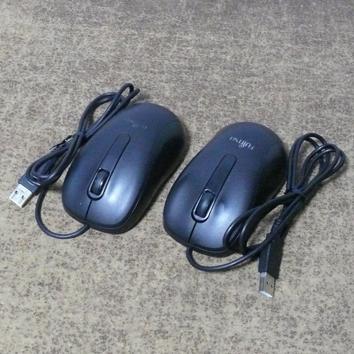 ma824/FUJITSU M520 MA106U USB接続光学式マウスx2個 /ケーブル長≒1m拍卖