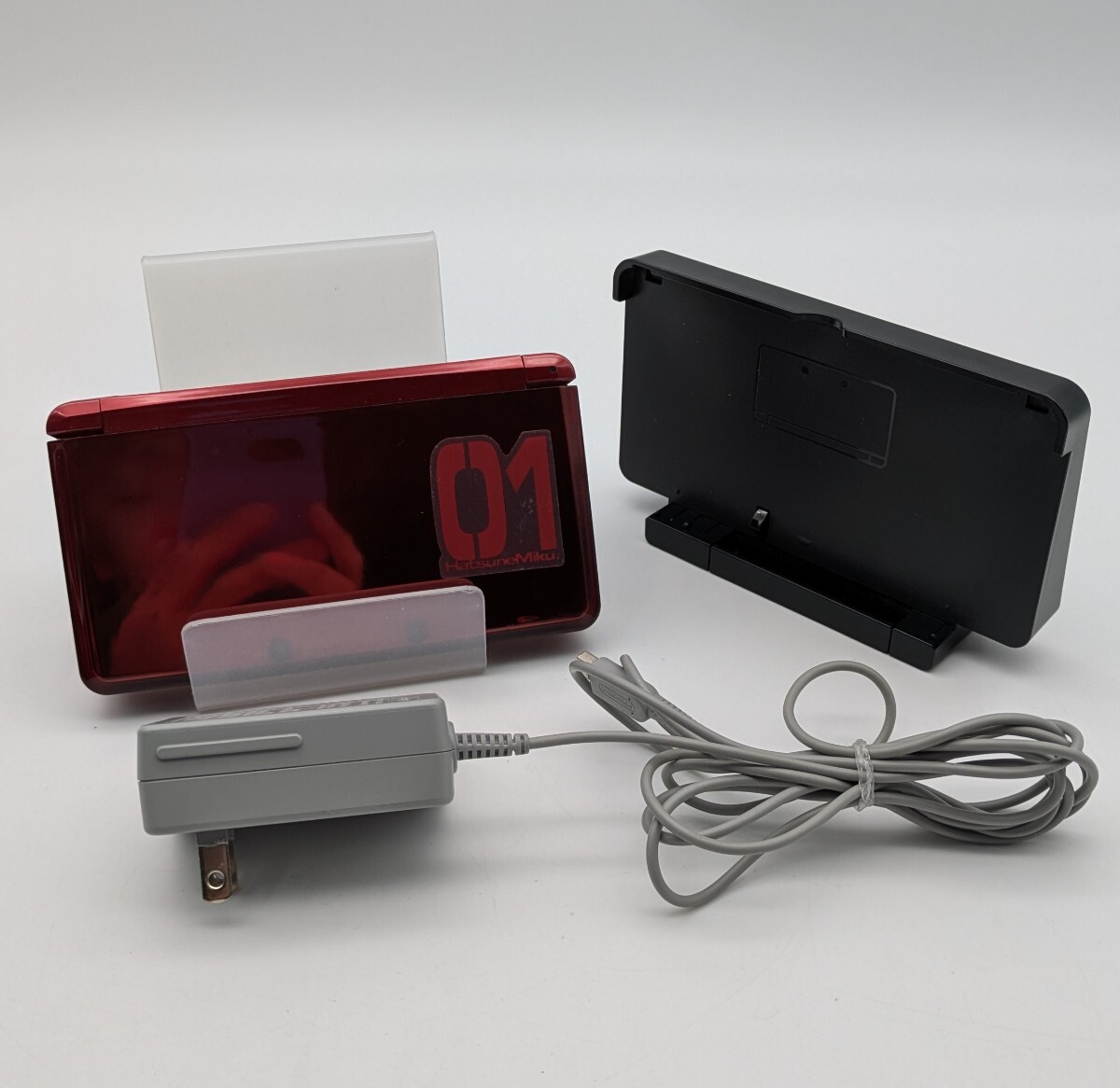 △ 【500円スタート】Nintendo 3DS CTR-001 ニンテンドー3DS レッド ゲーム機 任天堂 メタリックレッド 通電のみ確認済 ニンテンドー拍卖