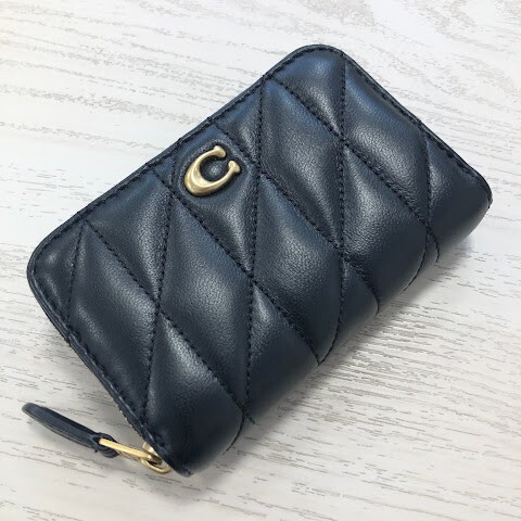 β【中古】コーチ スモール ジップ アラウンド カード ケース・ピロー キルティング ブラック CM505 S09423126032拍卖