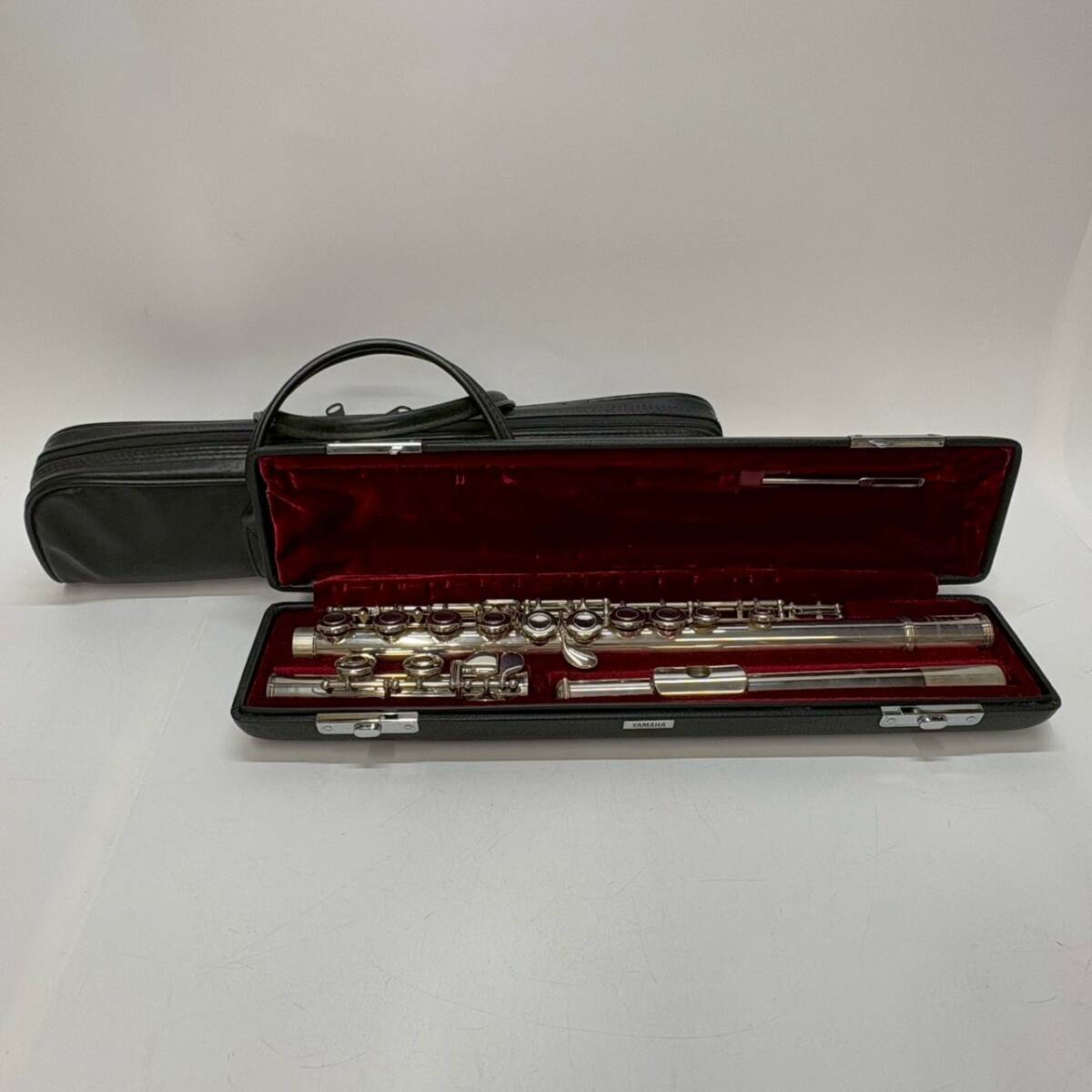 ★ 1円〜【現状保管品】 YAMAHA ヤマハ フルート YFL411 SILVER 刻印 管楽器 吹奏楽 ハードケース/メンテナンス棒付属 K152488拍卖