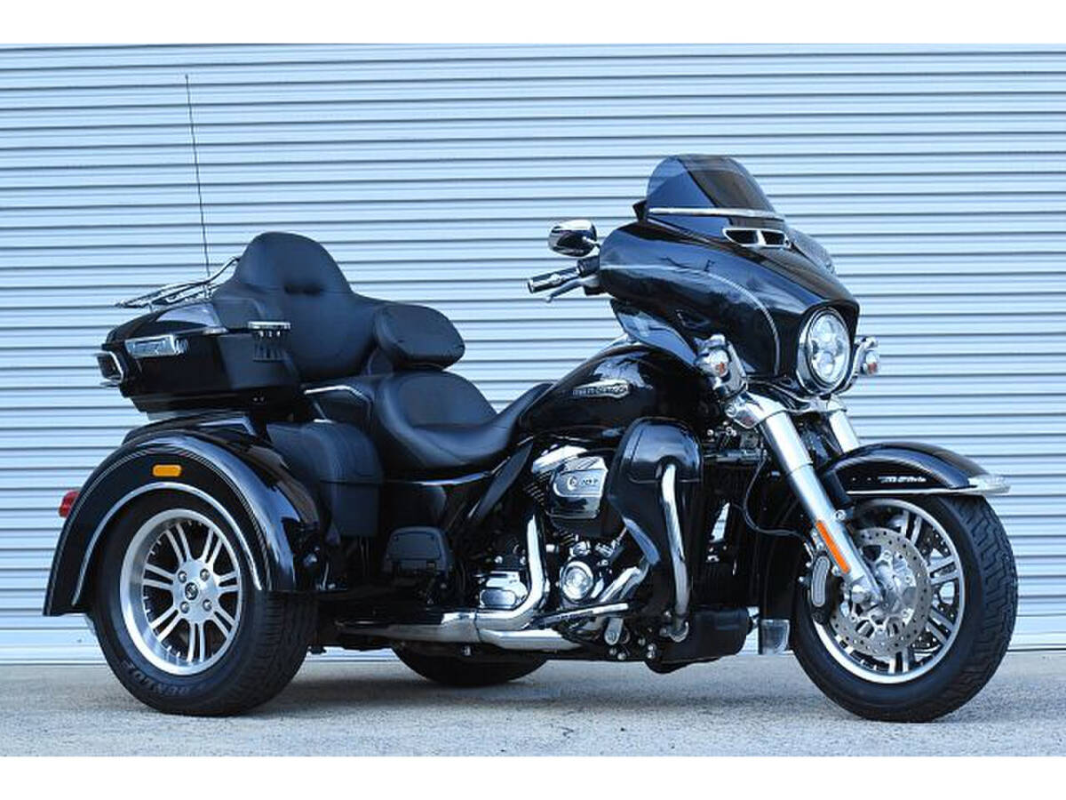 ハーレーFLHTCUTG TRI GLIDE ULTRA拍卖