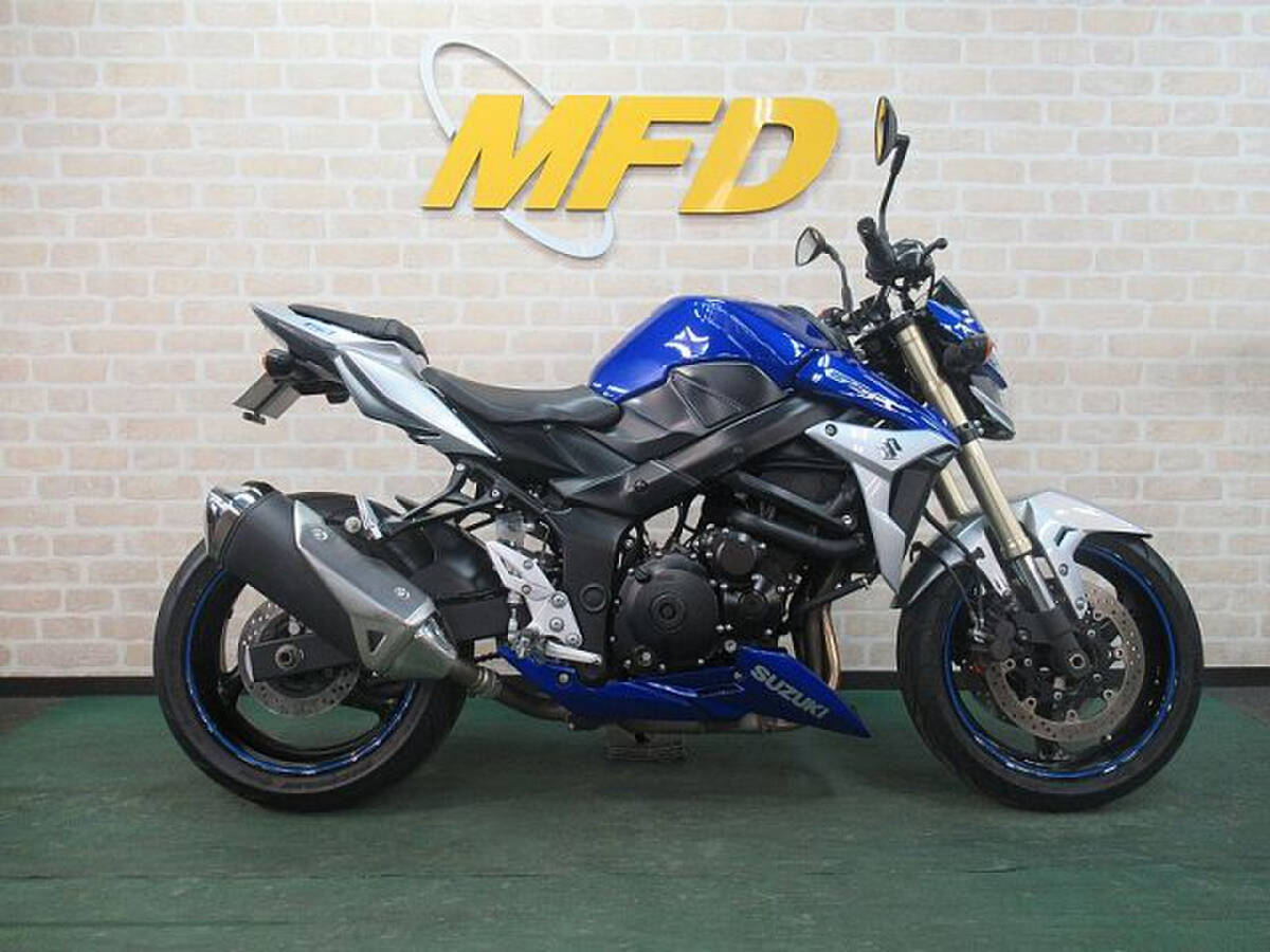 ★MFD大阪★スズキ GSR750 L4 通常販売のみ モトマップ正規 EU仕様 青銀 ネイキッド ツアラー CB ZRX XJR拍卖