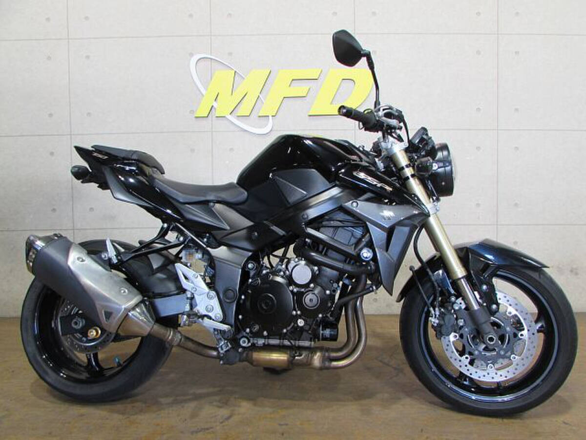 【MFD埼玉】 スズキ GSR750 ヘッドライトカスタム拍卖