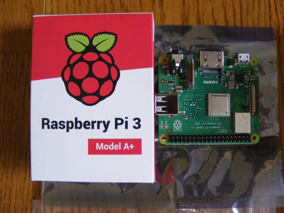 KSY Pi3 A+ スターター キット 32GB V1 赤白 【未使用に近い】拍卖