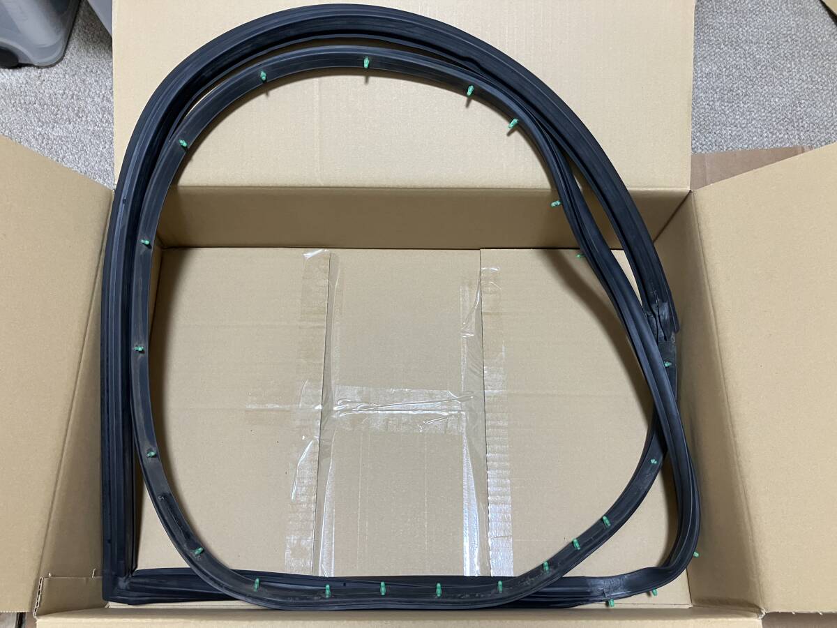 Y30 グロリアワゴン セドリックワゴン 運転席 ドア ウェザーストリップ 拍卖