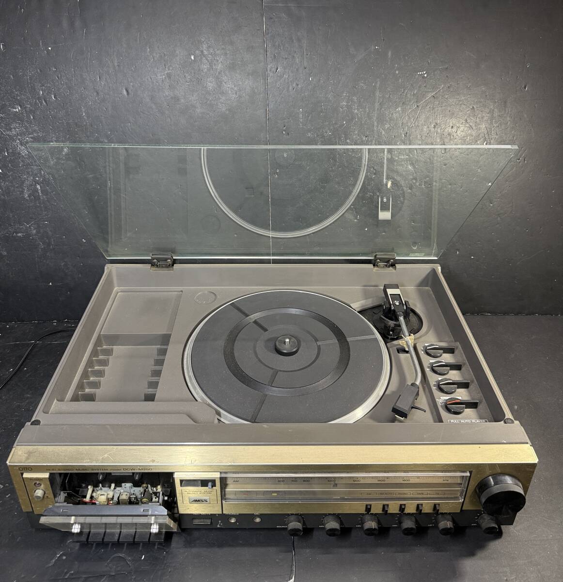 コレクター必見 通電可 SANYO Hi-Fi STEREO MUSIC SYSTEM DCW-M250 サンヨー レコード カセット ラジオ システムコンポ コレクション Se285拍卖