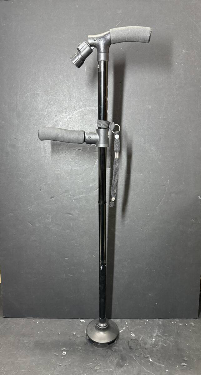 ★コレクター必見 自立型 LEDライト付き 4点杖 つえ ステッキ 高さ約68~78㎝ 歩行 補助 介護 介護用品 Se286拍卖