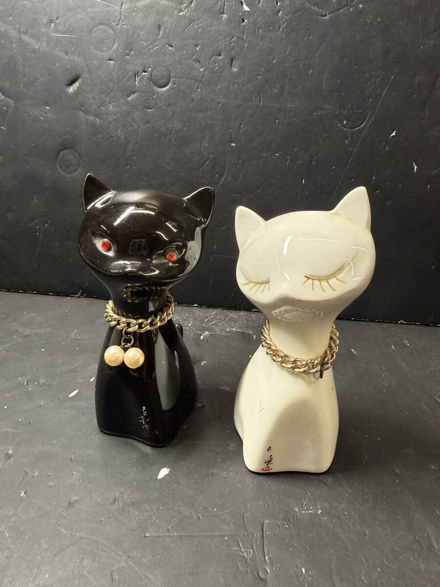 ★コレクター必見 ビンテージ 猫オブジェ 2点 白 黒 ねこ 陶器製 置物 飾り かわいい コレクション Se121拍卖