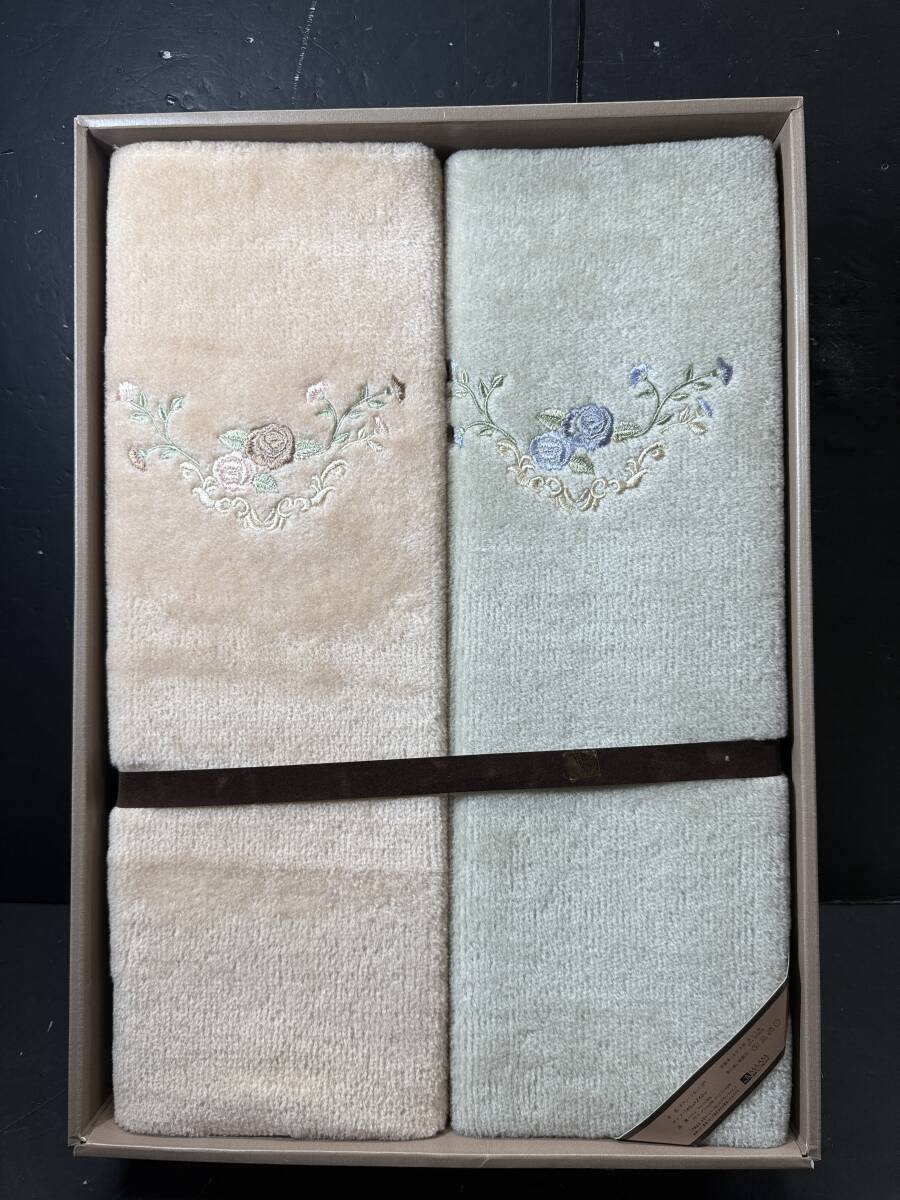 ★コレクター必見 未使用 ボアシーツセット 2枚 ホワイト ピンク アクリル 140㎝×240㎝ 寝具 敷物 ベッド用品 Se186拍卖