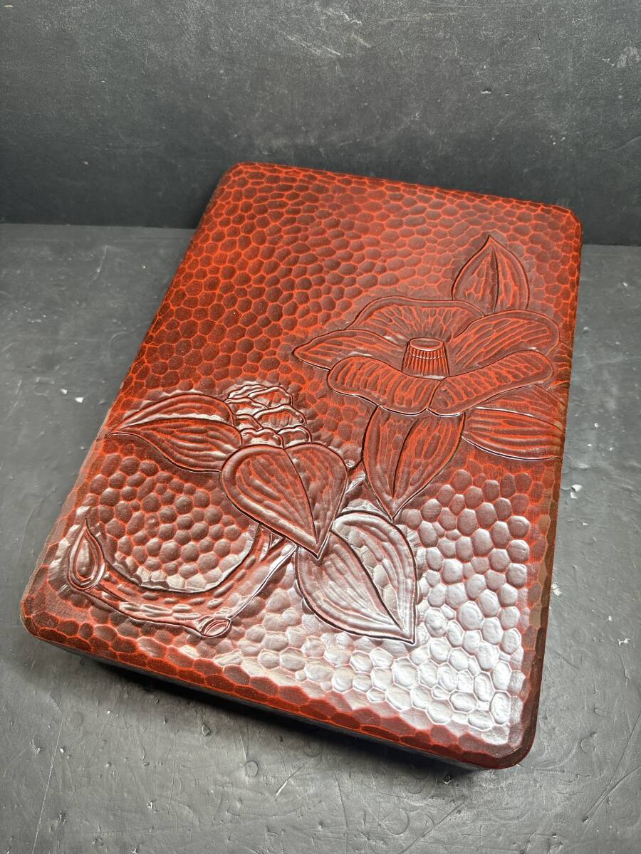 ★コレクター必見 鎌倉彫 漆器 プラスチック製? 文箱 道具箱 牡丹 花 入れ物 小物入れ 現状品 Se279拍卖