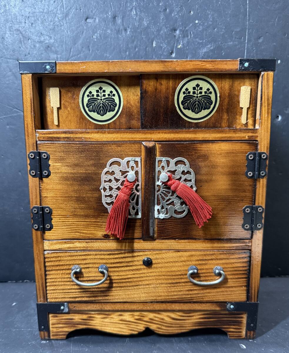 ★コレクター必見 昭和レトロ 小物入れ 和家具 小さな家具 ミニ箪笥 木製 引き戸 引き出し 観音開き 木工芸 コレクション Se137拍卖